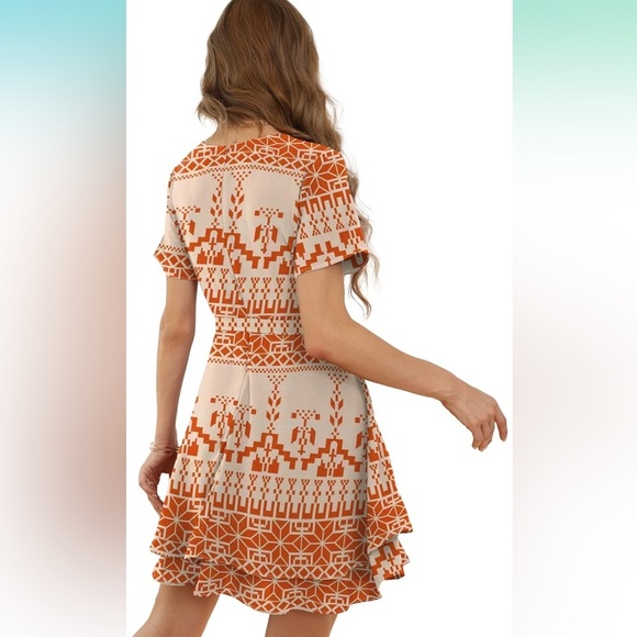 Elegant Orange Patterned Dress - Picture 3 of 7
